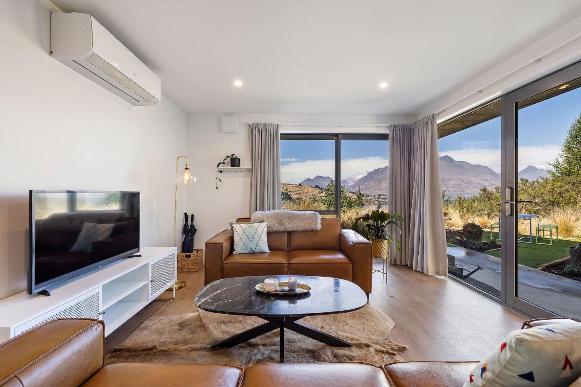 Lakeside Mountain Haven Queenstown Exterior foto
